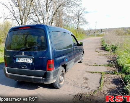 Синій Пежо Партнер вант.-пас., об'ємом двигуна 1.9 л та пробігом 420 тис. км за 3000 $, фото 3 на Automoto.ua