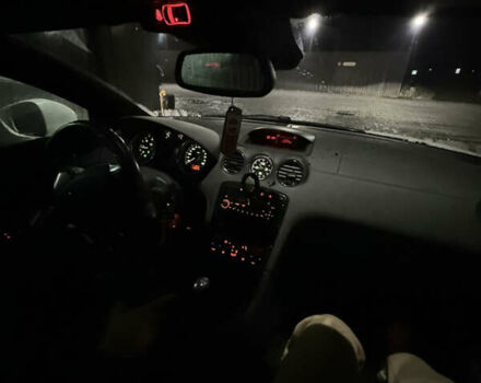 Белый Пежо РЦЗ, объемом двигателя 2 л и пробегом 205 тыс. км за 10500 $, фото 8 на Automoto.ua