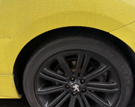 Желтый Пежо РЦЗ, объемом двигателя 1.6 л и пробегом 82 тыс. км за 8500 $, фото 13 на Automoto.ua