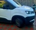 Белый Пежо Rifter, объемом двигателя 1.5 л и пробегом 16 тыс. км за 18000 $, фото 8 на Automoto.ua