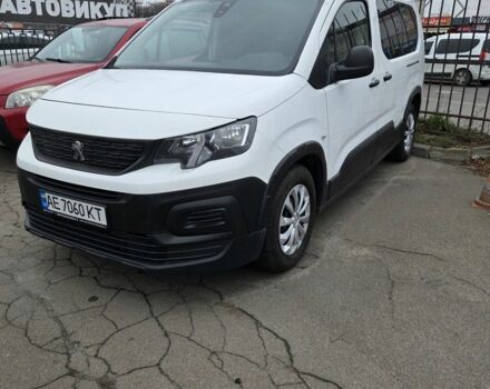 Білий Пежо Rifter, об'ємом двигуна 1.6 л та пробігом 170 тис. км за 13700 $, фото 1 на Automoto.ua