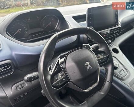 Белый Пежо Rifter, объемом двигателя 1.5 л и пробегом 110 тыс. км за 16900 $, фото 31 на Automoto.ua