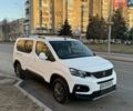 Белый Пежо Rifter, объемом двигателя 1.5 л и пробегом 73 тыс. км за 20999 $, фото 2 на Automoto.ua