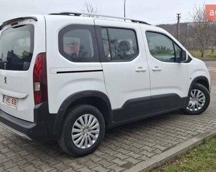 Белый Пежо Rifter, объемом двигателя 1.5 л и пробегом 153 тыс. км за 14999 $, фото 20 на Automoto.ua
