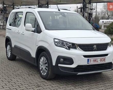 Белый Пежо Rifter, объемом двигателя 1.5 л и пробегом 153 тыс. км за 14999 $, фото 3 на Automoto.ua