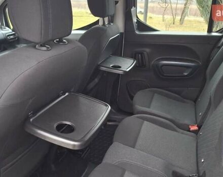 Белый Пежо Rifter, объемом двигателя 1.5 л и пробегом 153 тыс. км за 14999 $, фото 35 на Automoto.ua