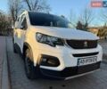 Белый Пежо Rifter, объемом двигателя 1.5 л и пробегом 76 тыс. км за 20880 $, фото 6 на Automoto.ua
