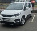 Белый Пежо Rifter, объемом двигателя 1.5 л и пробегом 142 тыс. км за 21500 $, фото 1 на Automoto.ua