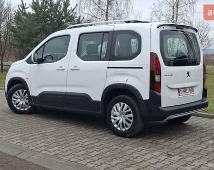 Белый Пежо Rifter, объемом двигателя 1.5 л и пробегом 153 тыс. км за 14999 $, фото 25 на Automoto.ua