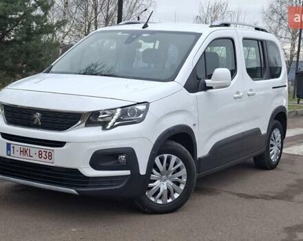Белый Пежо Rifter, объемом двигателя 1.5 л и пробегом 153 тыс. км за 14999 $, фото 16 на Automoto.ua
