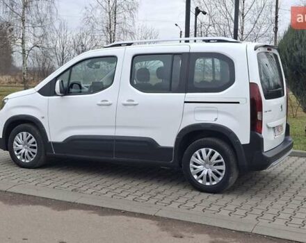 Белый Пежо Rifter, объемом двигателя 1.5 л и пробегом 153 тыс. км за 14999 $, фото 7 на Automoto.ua