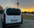 Белый Пежо Rifter, объемом двигателя 1.56 л и пробегом 160 тыс. км за 16500 $, фото 1 на Automoto.ua