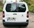 Белый Пежо Rifter, объемом двигателя 1.56 л и пробегом 131 тыс. км за 14999 $, фото 5 на Automoto.ua