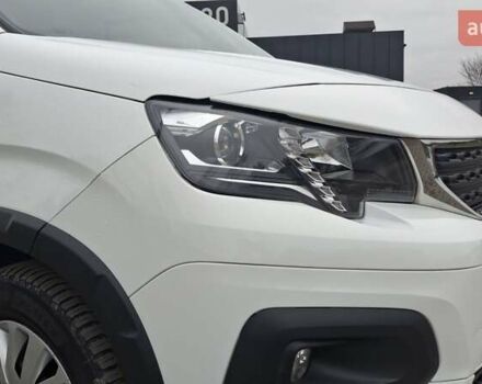 Белый Пежо Rifter, объемом двигателя 1.5 л и пробегом 153 тыс. км за 14999 $, фото 10 на Automoto.ua