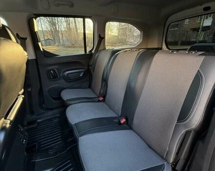 Белый Пежо Rifter, объемом двигателя 1.5 л и пробегом 73 тыс. км за 21999 $, фото 41 на Automoto.ua