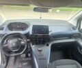 Белый Пежо Rifter, объемом двигателя 1.5 л и пробегом 142 тыс. км за 21000 $, фото 12 на Automoto.ua