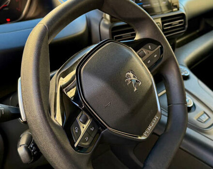 Белый Пежо Rifter, объемом двигателя 1.5 л и пробегом 72 тыс. км за 24450 $, фото 22 на Automoto.ua