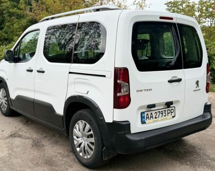 Белый Пежо Rifter, объемом двигателя 1.56 л и пробегом 131 тыс. км за 14999 $, фото 6 на Automoto.ua