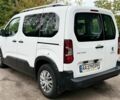 Белый Пежо Rifter, объемом двигателя 1.56 л и пробегом 131 тыс. км за 14999 $, фото 6 на Automoto.ua