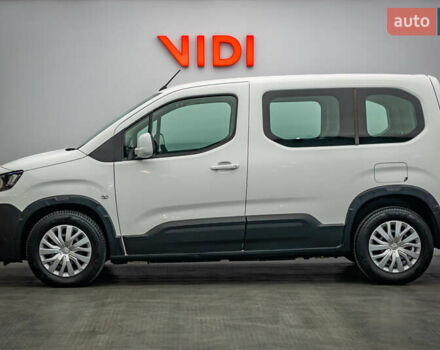 Белый Пежо Rifter, объемом двигателя 1.6 л и пробегом 189 тыс. км за 14014 $, фото 2 на Automoto.ua