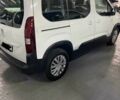 Білий Пежо Rifter, об'ємом двигуна 1.6 л та пробігом 142 тис. км за 13498 $, фото 2 на Automoto.ua