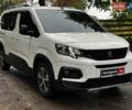 Белый Пежо Rifter, объемом двигателя 1.5 л и пробегом 168 тыс. км за 19890 $, фото 2 на Automoto.ua