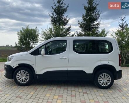 Белый Пежо Rifter, объемом двигателя 1.5 л и пробегом 256 тыс. км за 14900 $, фото 11 на Automoto.ua