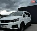 Белый Пежо Rifter, объемом двигателя 1.5 л и пробегом 99 тыс. км за 25500 $, фото 1 на Automoto.ua
