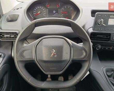 Білий Пежо Rifter, об'ємом двигуна 1.56 л та пробігом 138 тис. км за 14921 $, фото 8 на Automoto.ua