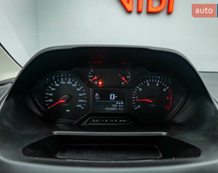 Білий Пежо Rifter, об'ємом двигуна 1.6 л та пробігом 203 тис. км за 13981 $, фото 8 на Automoto.ua