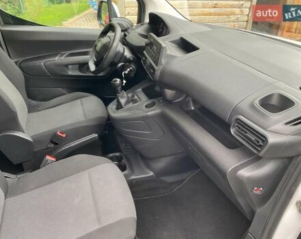 Белый Пежо Rifter, объемом двигателя 1.5 л и пробегом 256 тыс. км за 14900 $, фото 22 на Automoto.ua