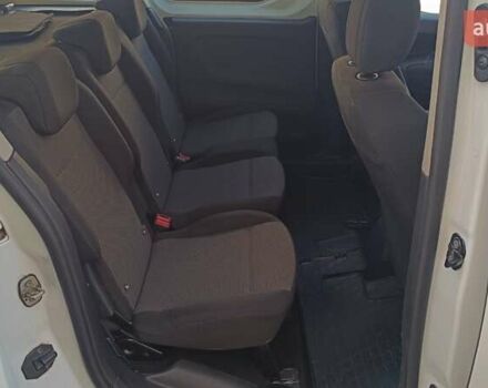 Білий Пежо Rifter, об'ємом двигуна 1.56 л та пробігом 107 тис. км за 15296 $, фото 6 на Automoto.ua