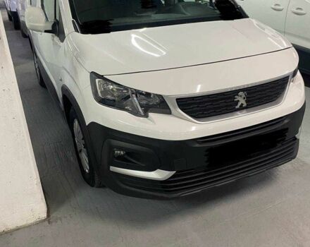 Білий Пежо Rifter, об'ємом двигуна 1.6 л та пробігом 142 тис. км за 13498 $, фото 1 на Automoto.ua