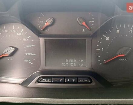 Білий Пежо Rifter, об'ємом двигуна 1.56 л та пробігом 107 тис. км за 15296 $, фото 11 на Automoto.ua