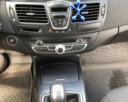 Білий Пежо Rifter, об'ємом двигуна 1.5 л та пробігом 159 тис. км за 14950 $, фото 74 на Automoto.ua