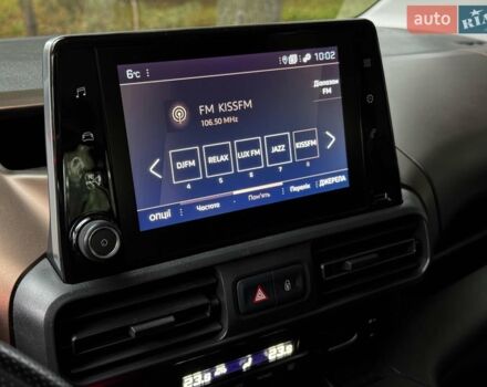 Білий Пежо Rifter, об'ємом двигуна 1.5 л та пробігом 168 тис. км за 18840 $, фото 19 на Automoto.ua