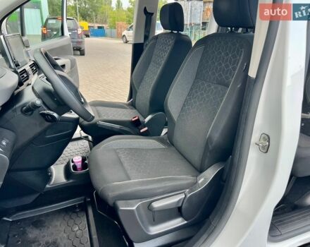 Білий Пежо Rifter, об'ємом двигуна 1.5 л та пробігом 159 тис. км за 14950 $, фото 69 на Automoto.ua