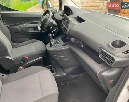 Белый Пежо Rifter, объемом двигателя 1.5 л и пробегом 256 тыс. км за 15500 $, фото 22 на Automoto.ua