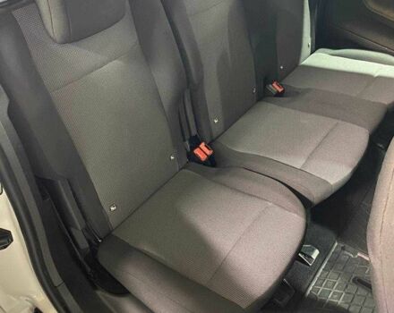 Білий Пежо Rifter, об'ємом двигуна 1.6 л та пробігом 142 тис. км за 13498 $, фото 16 на Automoto.ua