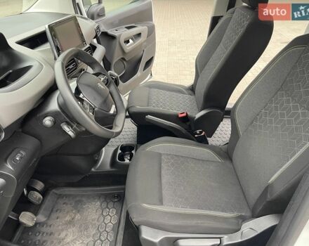 Белый Пежо Rifter, объемом двигателя 1.5 л и пробегом 159 тыс. км за 16300 $, фото 18 на Automoto.ua