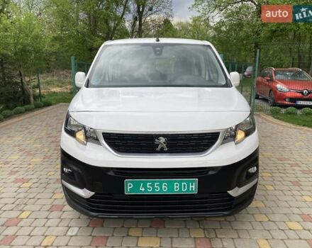 Белый Пежо Rifter, объемом двигателя 1.5 л и пробегом 256 тыс. км за 14900 $, фото 8 на Automoto.ua