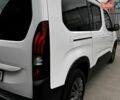 Белый Пежо Rifter, объемом двигателя 1.5 л и пробегом 99 тыс. км за 25500 $, фото 5 на Automoto.ua