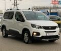Белый Пежо Rifter, объемом двигателя 1.5 л и пробегом 98 тыс. км за 22990 $, фото 2 на Automoto.ua