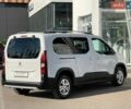Білий Пежо Rifter, об'ємом двигуна 1.5 л та пробігом 99 тис. км за 22600 $, фото 7 на Automoto.ua
