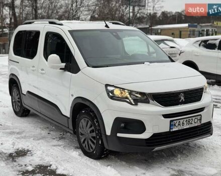 Білий Пежо Rifter, об'ємом двигуна 1.5 л та пробігом 95 тис. км за 21500 $, фото 2 на Automoto.ua