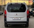 Білий Пежо Rifter, об'ємом двигуна 1.5 л та пробігом 95 тис. км за 23900 $, фото 4 на Automoto.ua