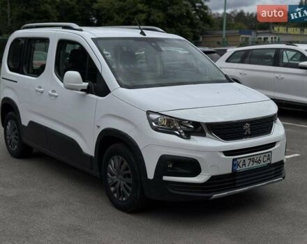 Белый Пежо Rifter, объемом двигателя 1.5 л и пробегом 110 тыс. км за 21500 $, фото 2 на Automoto.ua