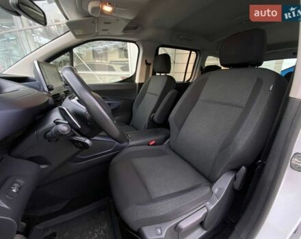 Білий Пежо Rifter, об'ємом двигуна 1.5 л та пробігом 95 тис. км за 23900 $, фото 9 на Automoto.ua