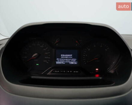 Белый Пежо Rifter, объемом двигателя 1.5 л и пробегом 34 тыс. км за 25835 $, фото 5 на Automoto.ua
