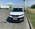 Белый Пежо Rifter, объемом двигателя 1.5 л и пробегом 15 тыс. км за 25000 $, фото 1 на Automoto.ua